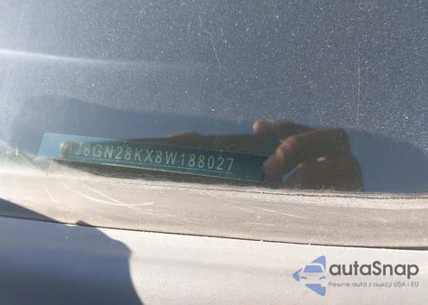 2008 Jeep Liberty Sport z USA, uszkodzony, nr VIN 1J8GN28KX8W188027